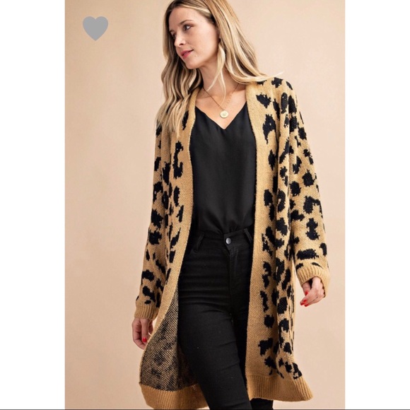 >>LAST<< Leslie Leopard Print Cardigan - Picture 2 of 5